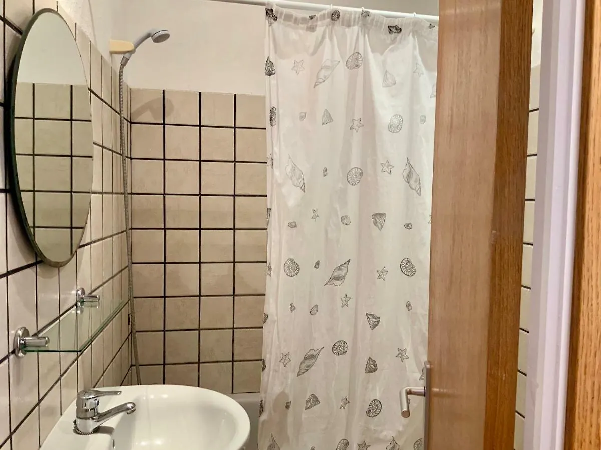 Apartamento La Palmera Plaza サン・マルティー・ダンプリアス スペイン